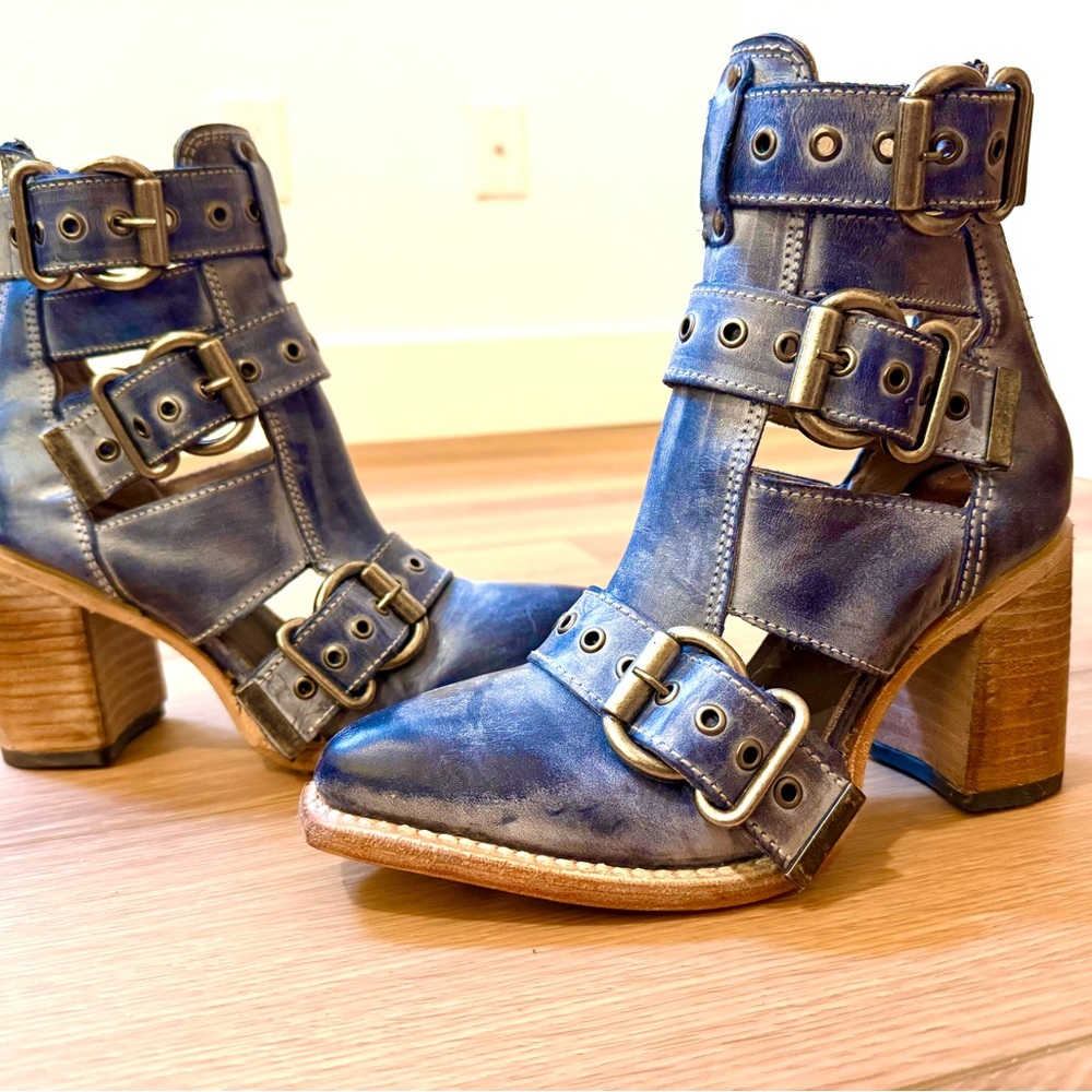 Freebird Joust Blue Buckle Heeled Boots. Brand new